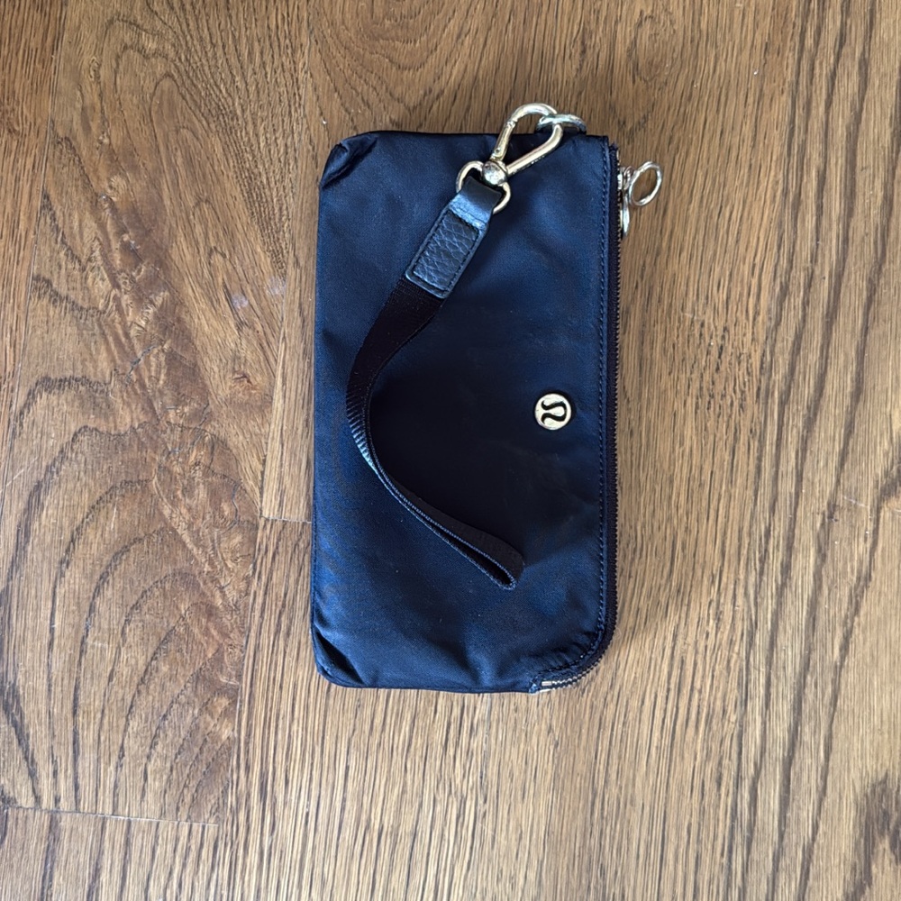 lululemon athletica Black Wristlet Clutch